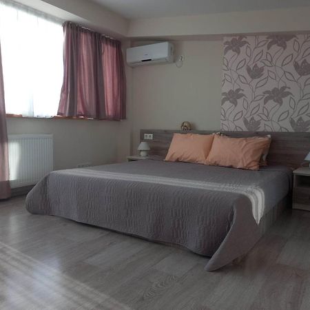Hotel Tbilisi Apart エクステリア 写真