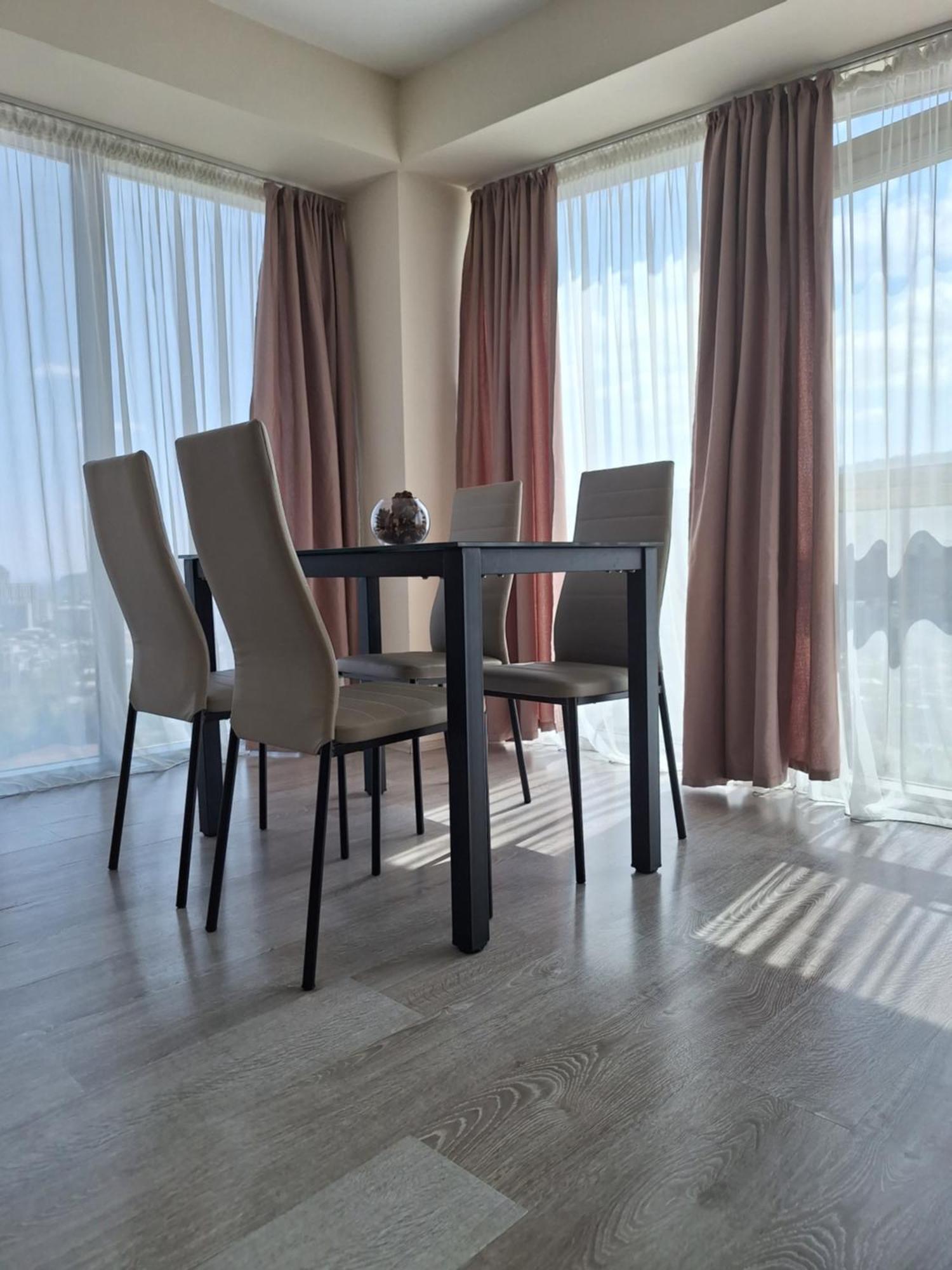 Hotel Tbilisi Apart エクステリア 写真